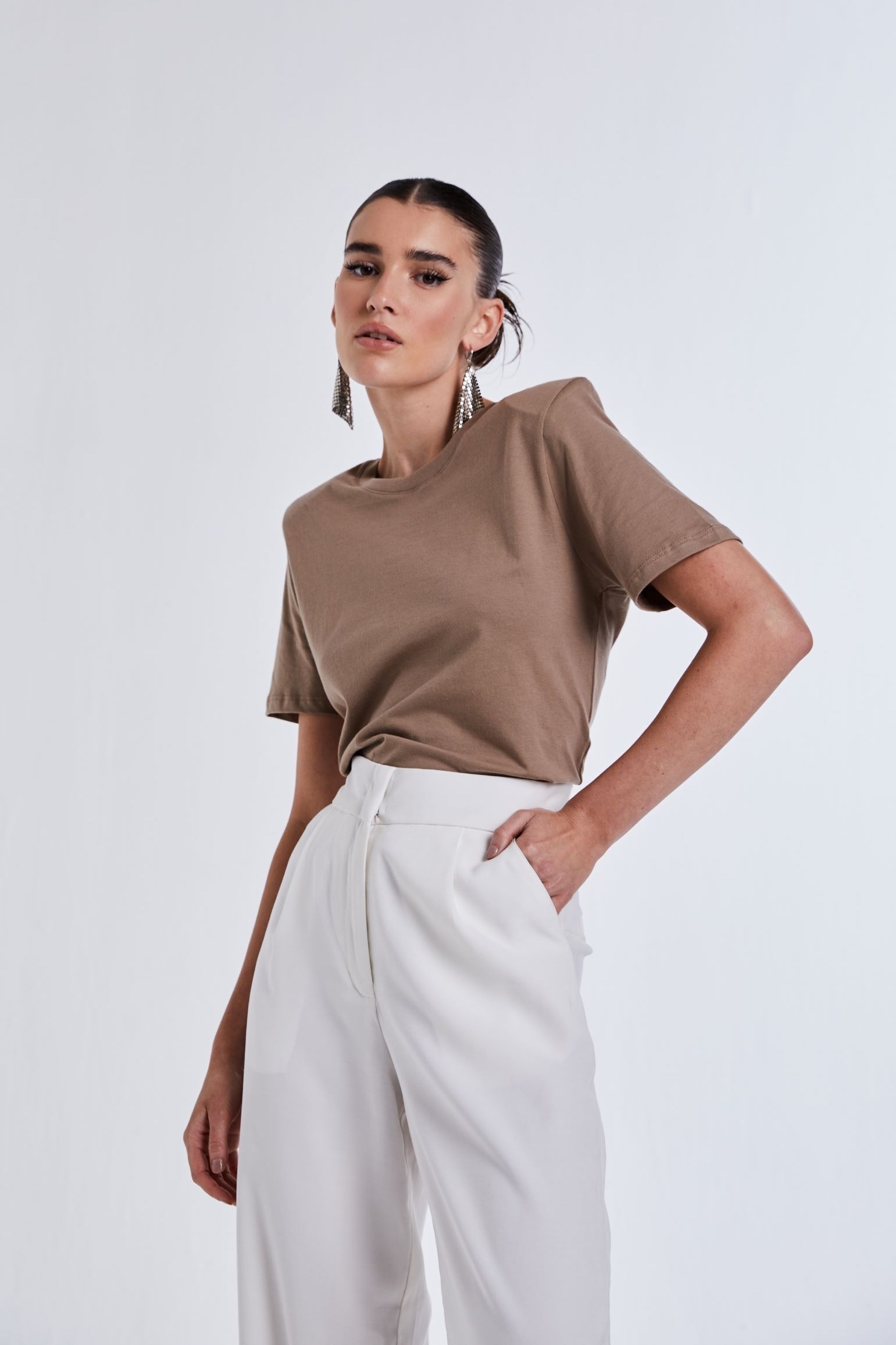 T-shirt com Ombreiras - Fendi